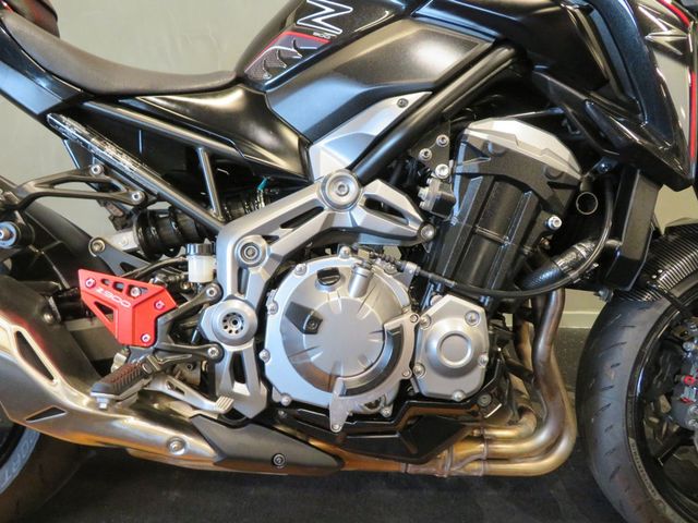 kawasaki - z900