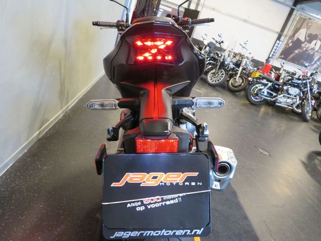 kawasaki - z900
