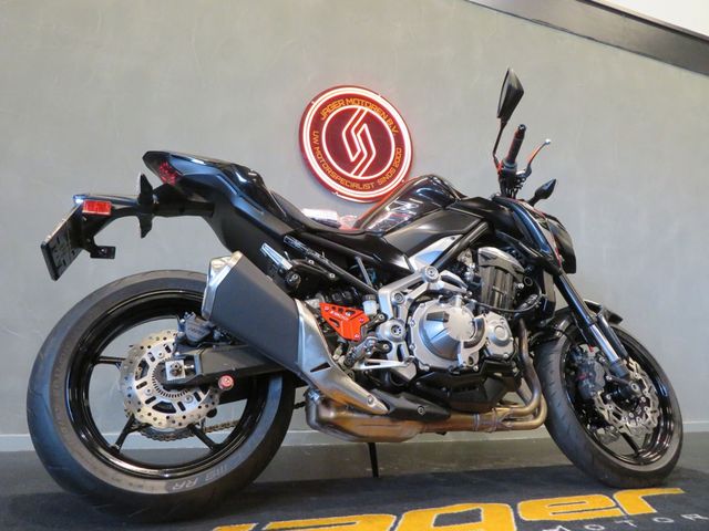 kawasaki - z900