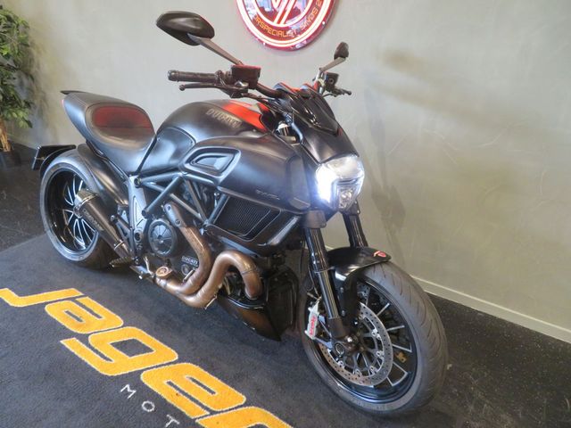 ducati - diavel