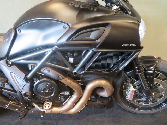 ducati - diavel
