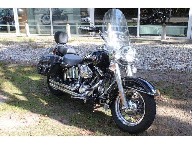 harley-davidson - heritage-softail-classic-flstc