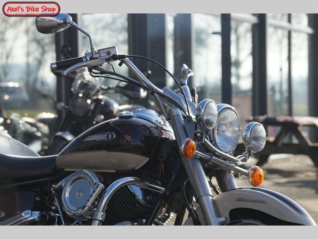 yamaha - xvs-1100-a-dragstar-classic