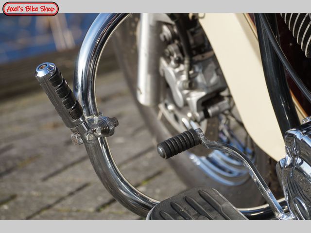 yamaha - xvs-1100-a-dragstar-classic