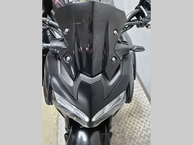kawasaki - z900