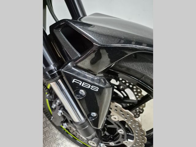 kawasaki - z900