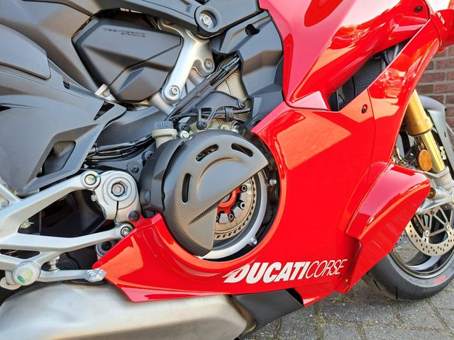 ducati - panigale-v4-r