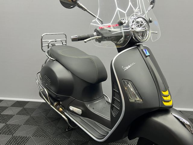 vespa - gts-super-tech-300