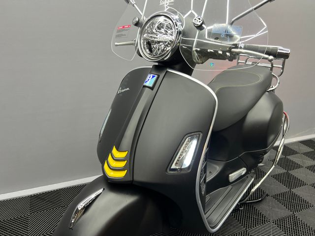 vespa - gts-super-tech-300