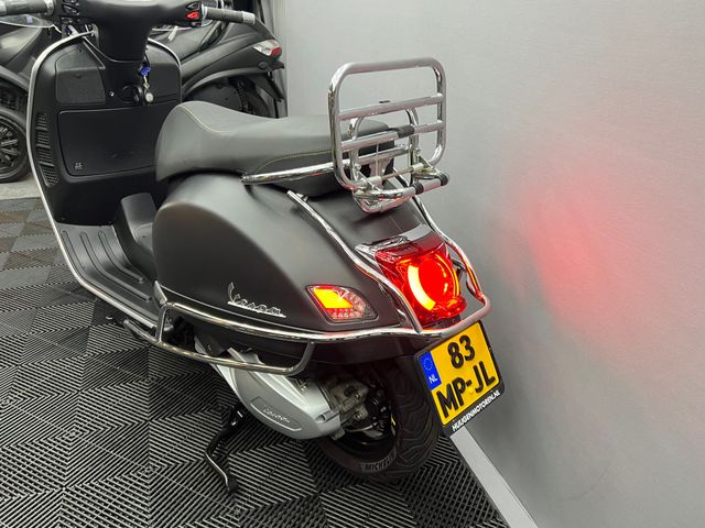vespa - gts-super-tech-300