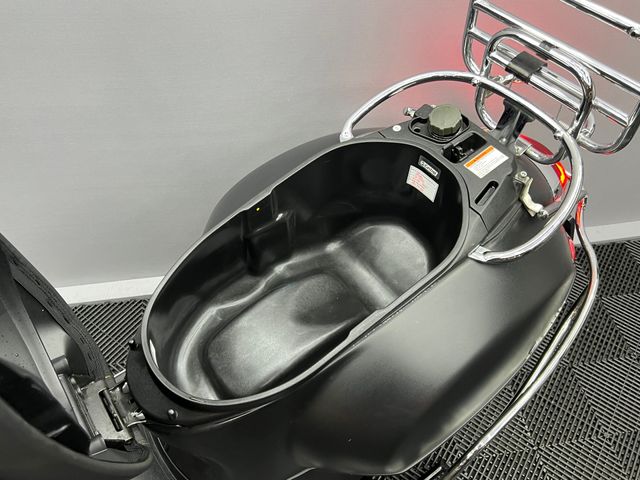 vespa - gts-super-tech-300
