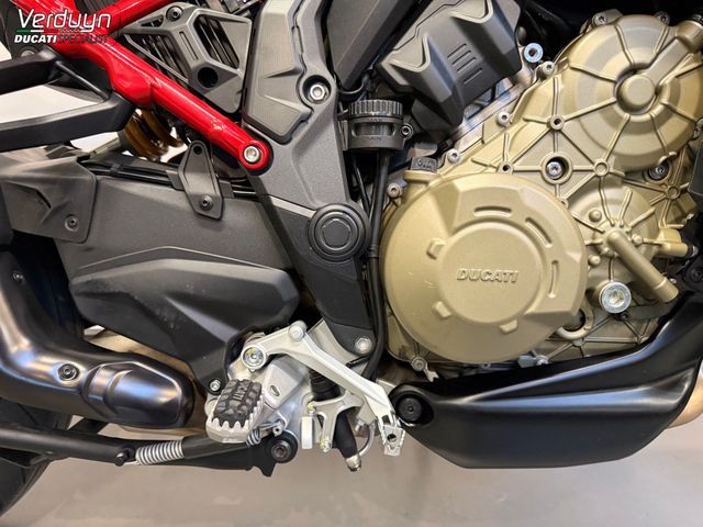 ducati - multistrada-v4-s-pikes-peak