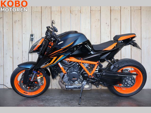 ktm - 1290-super-duke-r-evo