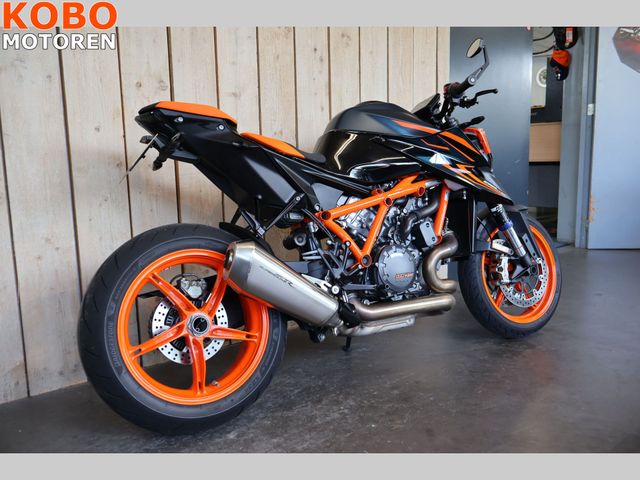 ktm - 1290-super-duke-r-evo