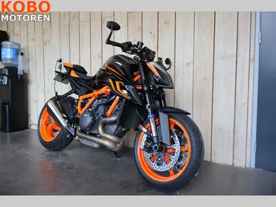 KTM 1290 SUPER DUKE R – foto 2