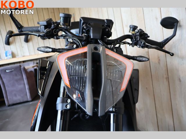 ktm - 1290-super-duke-r-evo