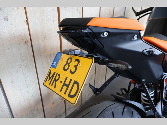 ktm - 1290-super-duke-r-evo