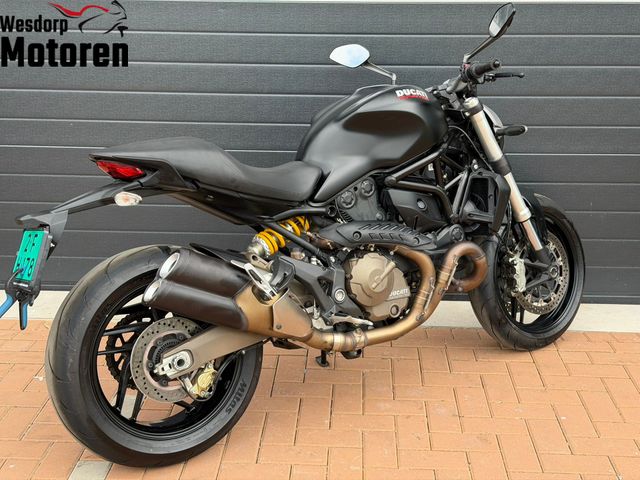 ducati - monster-821-dark