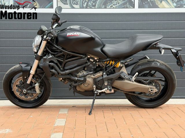 ducati - monster-821-dark