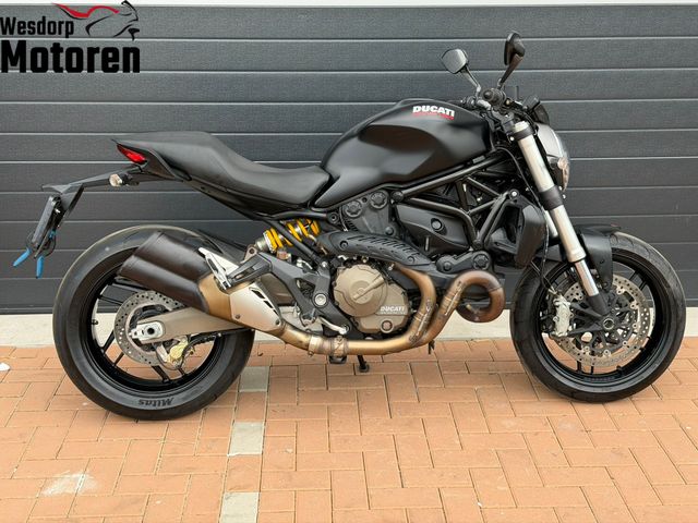 ducati - monster-821-dark