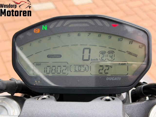 ducati - monster-821-dark