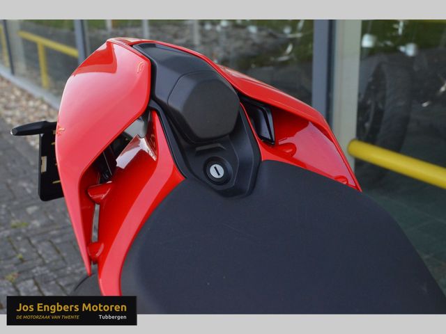 ducati - streetfighter-v4s