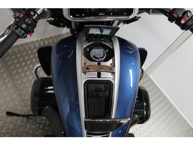 bmw - r-18-transcontinental