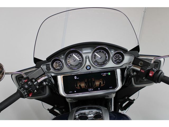 bmw - r-18-transcontinental