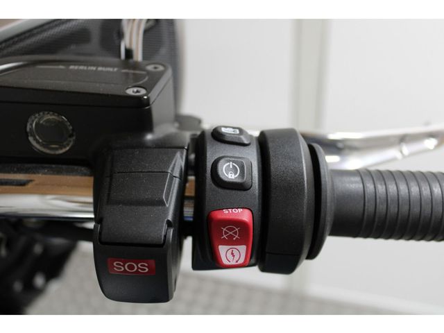 bmw - r-18-transcontinental