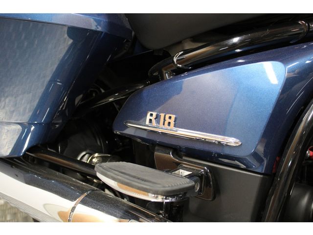 bmw - r-18-transcontinental