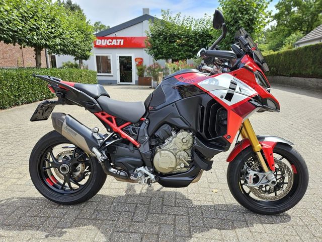ducati - multistrada-v4-s-pikes-peak