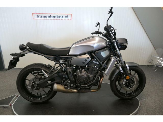 yamaha - xsr-700-abs