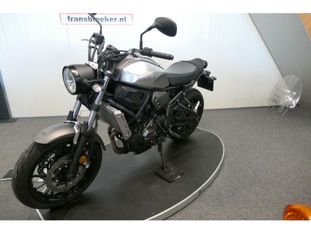 yamaha - xsr-700-abs