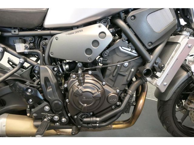 yamaha - xsr-700-abs