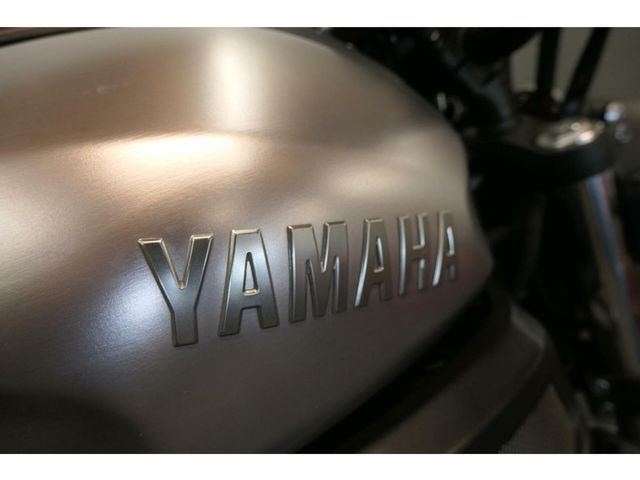 yamaha - xsr-700-abs