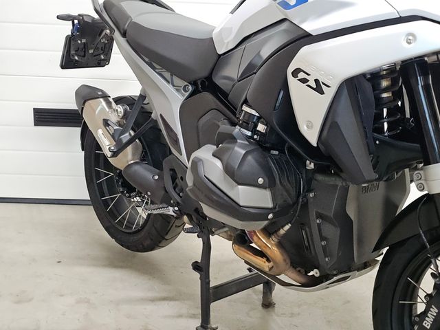 bmw - r-1300-gs