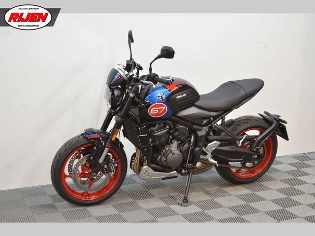 triumph - trident-660-triple-tribute-edition