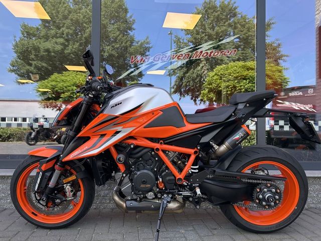 ktm - 1290-super-duke-r