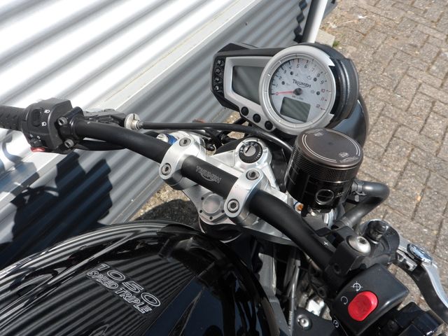triumph - speed-triple