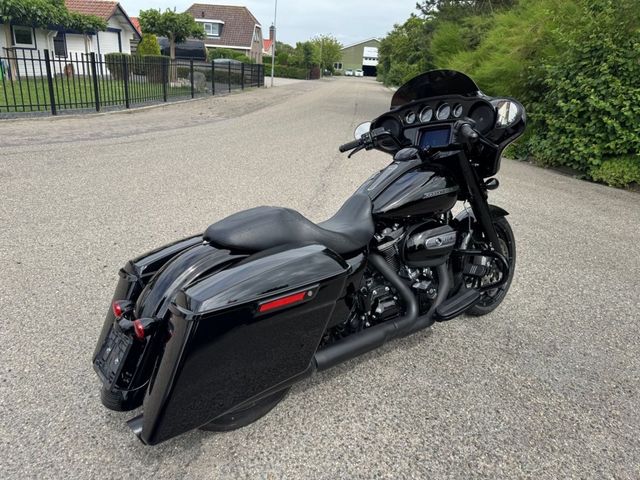 harley-davidson - street-glide-special-flhxs