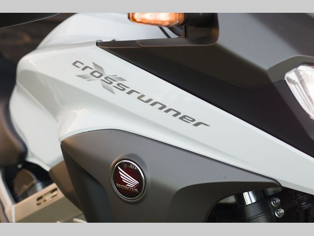 honda - vfr-800-x-crossrunner