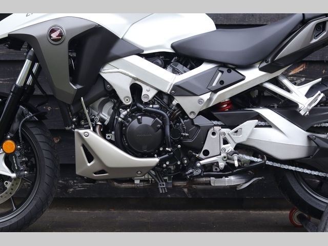 honda - vfr-800-x-crossrunner