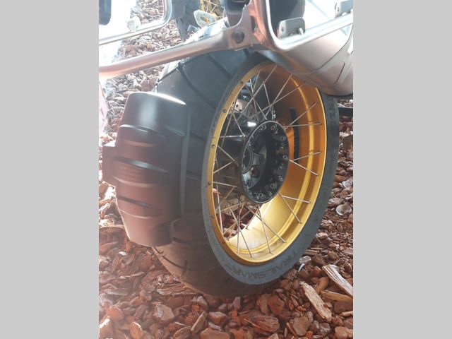 bmw - r-1250-gs-adventure
