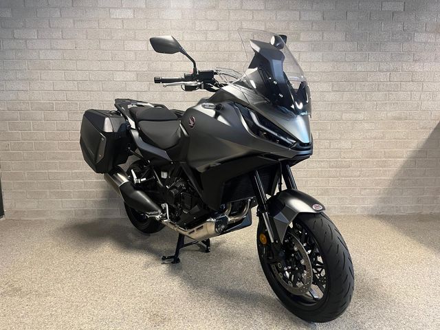 honda - nt-1100-dct