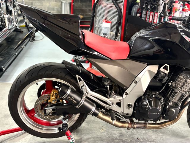 kawasaki - z1000