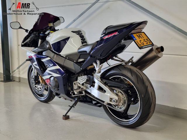 honda - cbr-900-rr-fireblade