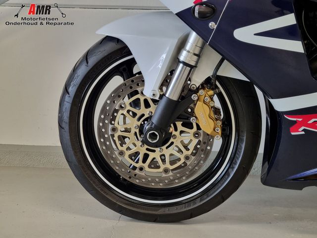 honda - cbr-900-rr-fireblade