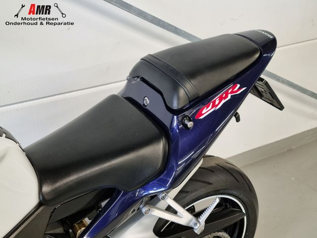 honda - cbr-900-rr-fireblade
