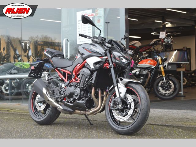 kawasaki - z900