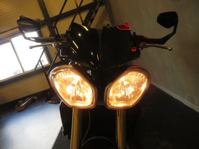 TRIUMPH STREET TRIPLE – foto 4